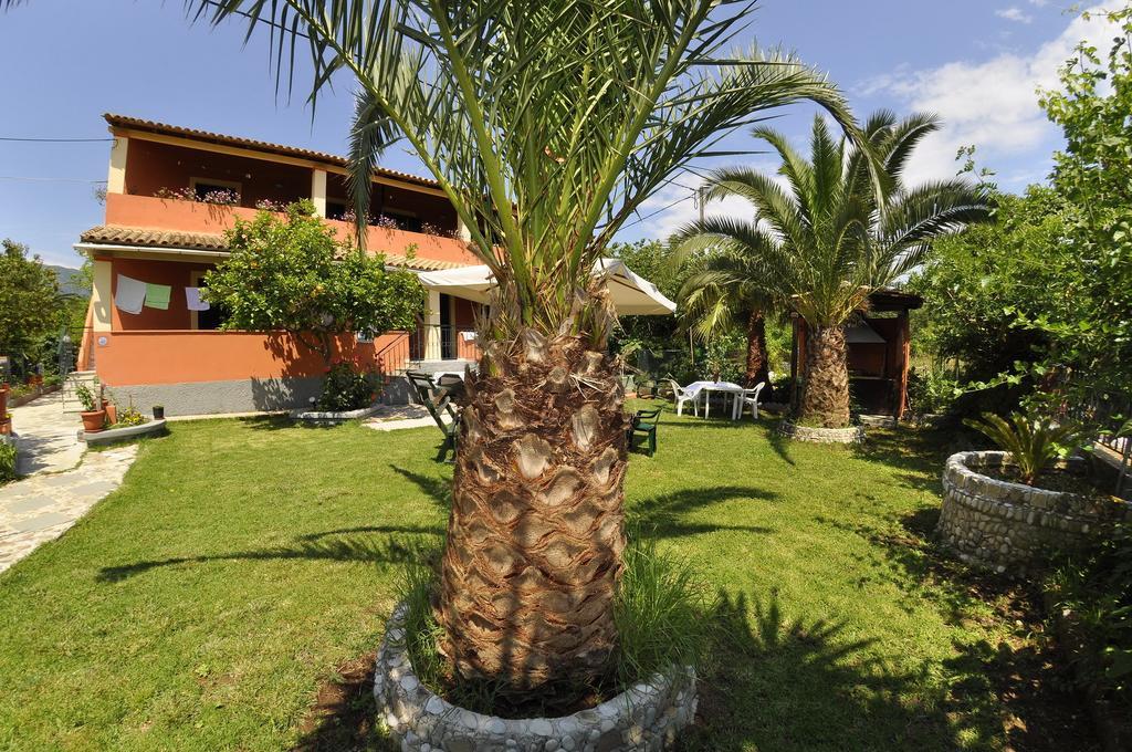 Villa Toula Dassia  Exteriör bild