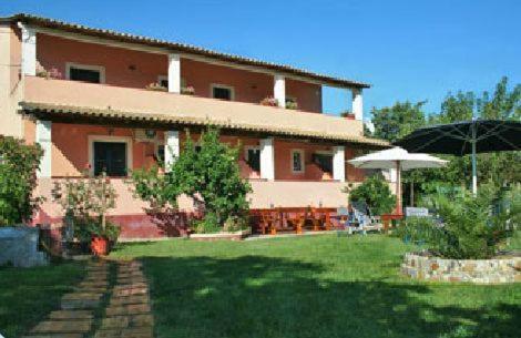 Villa Toula Dassia  Exteriör bild
