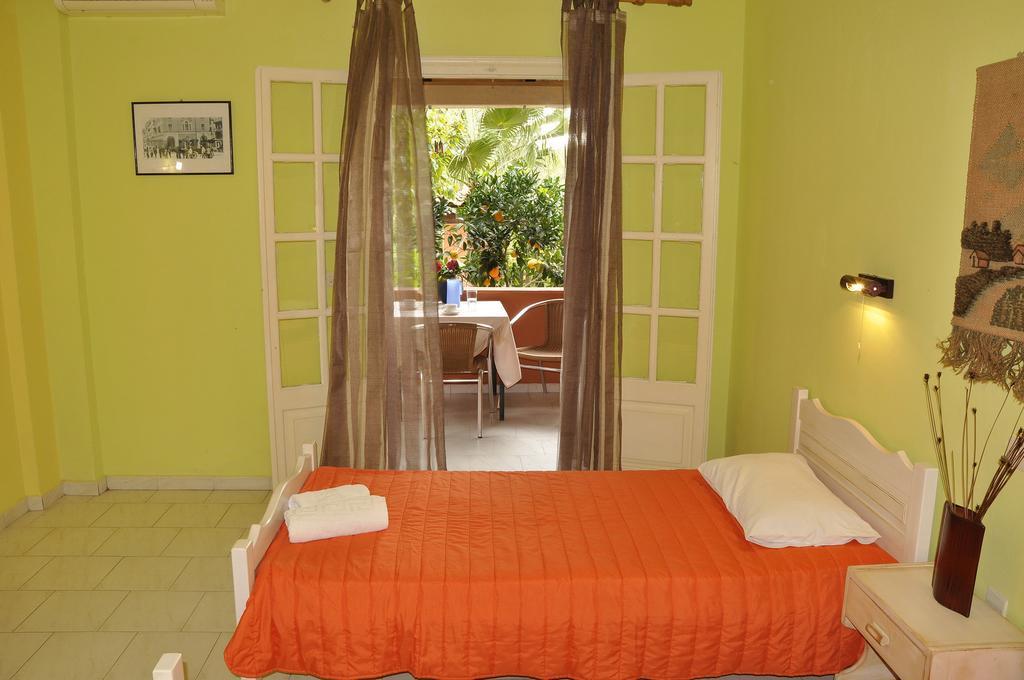 Villa Toula Dassia  Rum bild