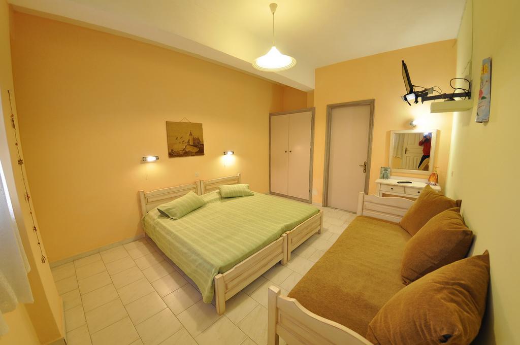 Villa Toula Dassia  Rum bild