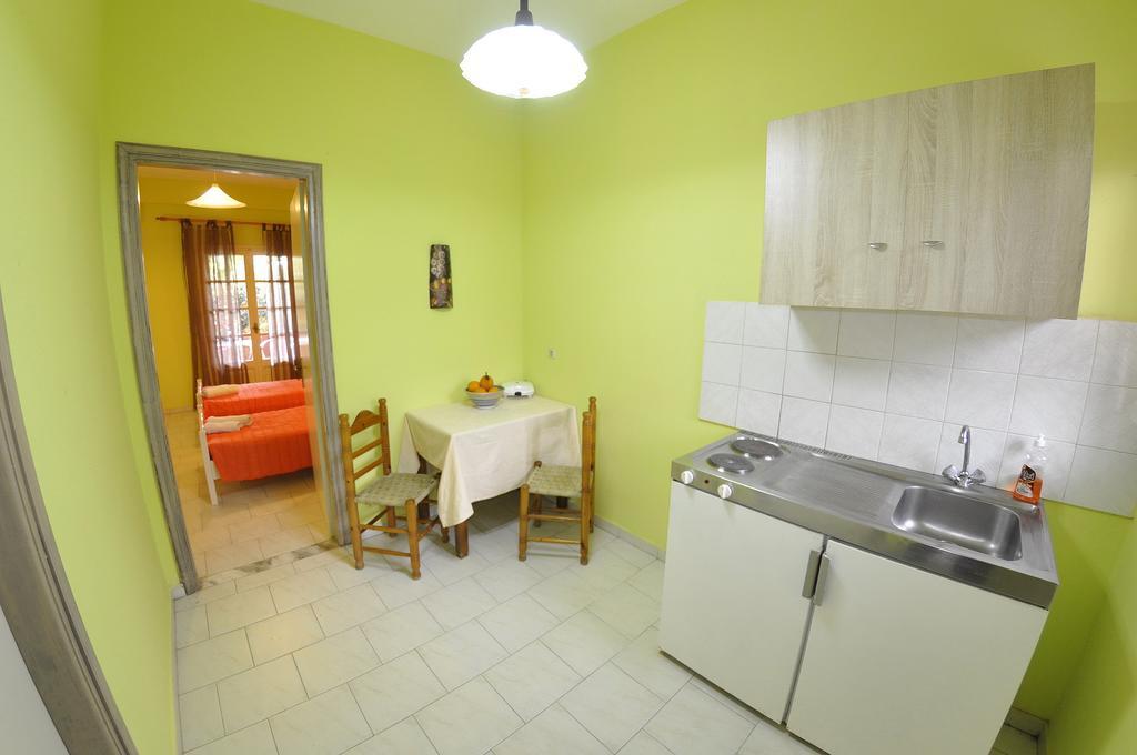Villa Toula Dassia  Rum bild
