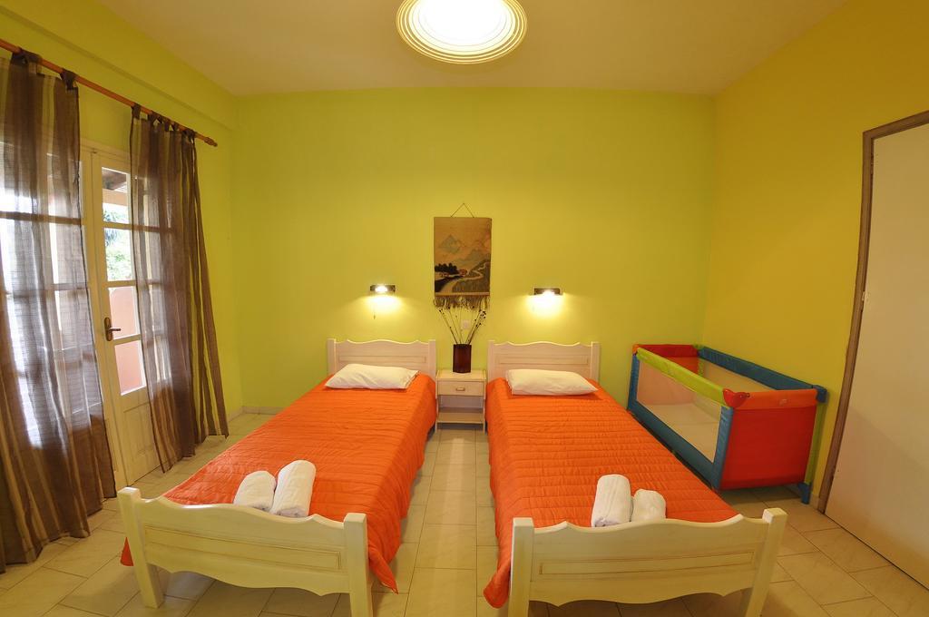Villa Toula Dassia  Rum bild